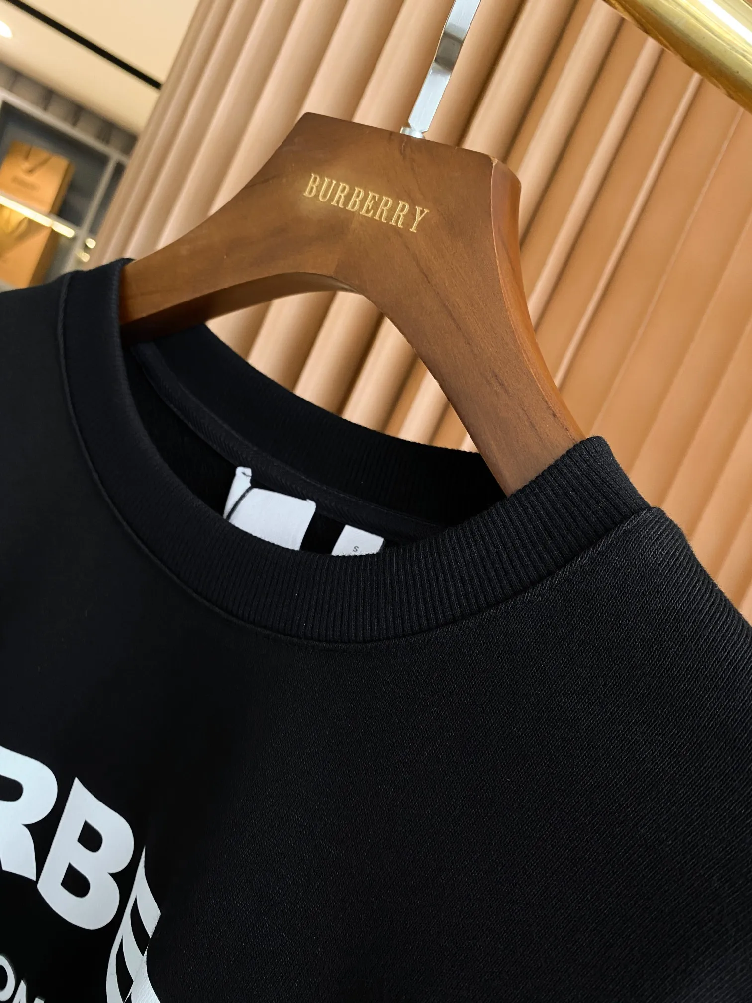 BBR 🅱️ 【BUR ， 】【In Stock 】 ！BUR ， 、 ， ， Versatile ！ BUR ， B London England ， ， ， Quality Versatile！ BUR ， ！！ ， ， ， ，Breathable ！ 。 ， ， ！！ ， 。OV ， 。 ， ， ！！ ， In Stock， ， ！ ， ， ！！ Sizes S、M、L、XL、XXL